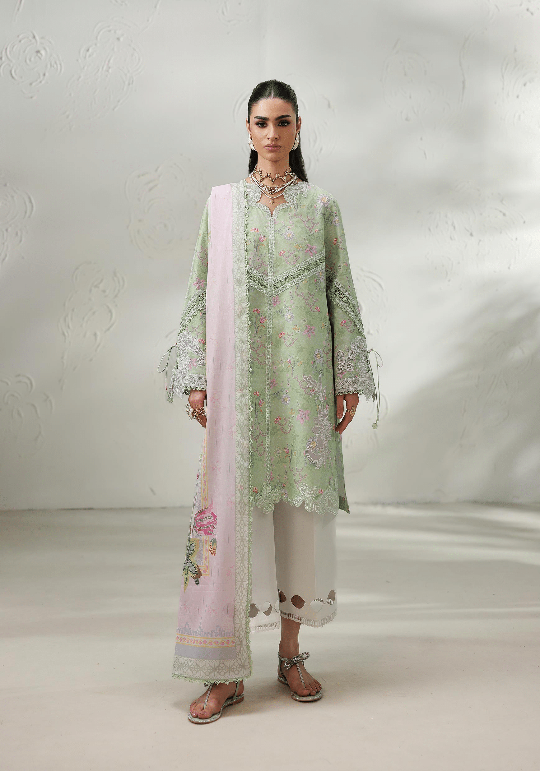 Qalamkar qalamkar qprints embroidered lawn unstitched 3pc suit qqp-01a talya Qalamkar Qalamkar QPrints Embroidered Lawn Unstitched 3Pc Suit QQP-01A Talya
