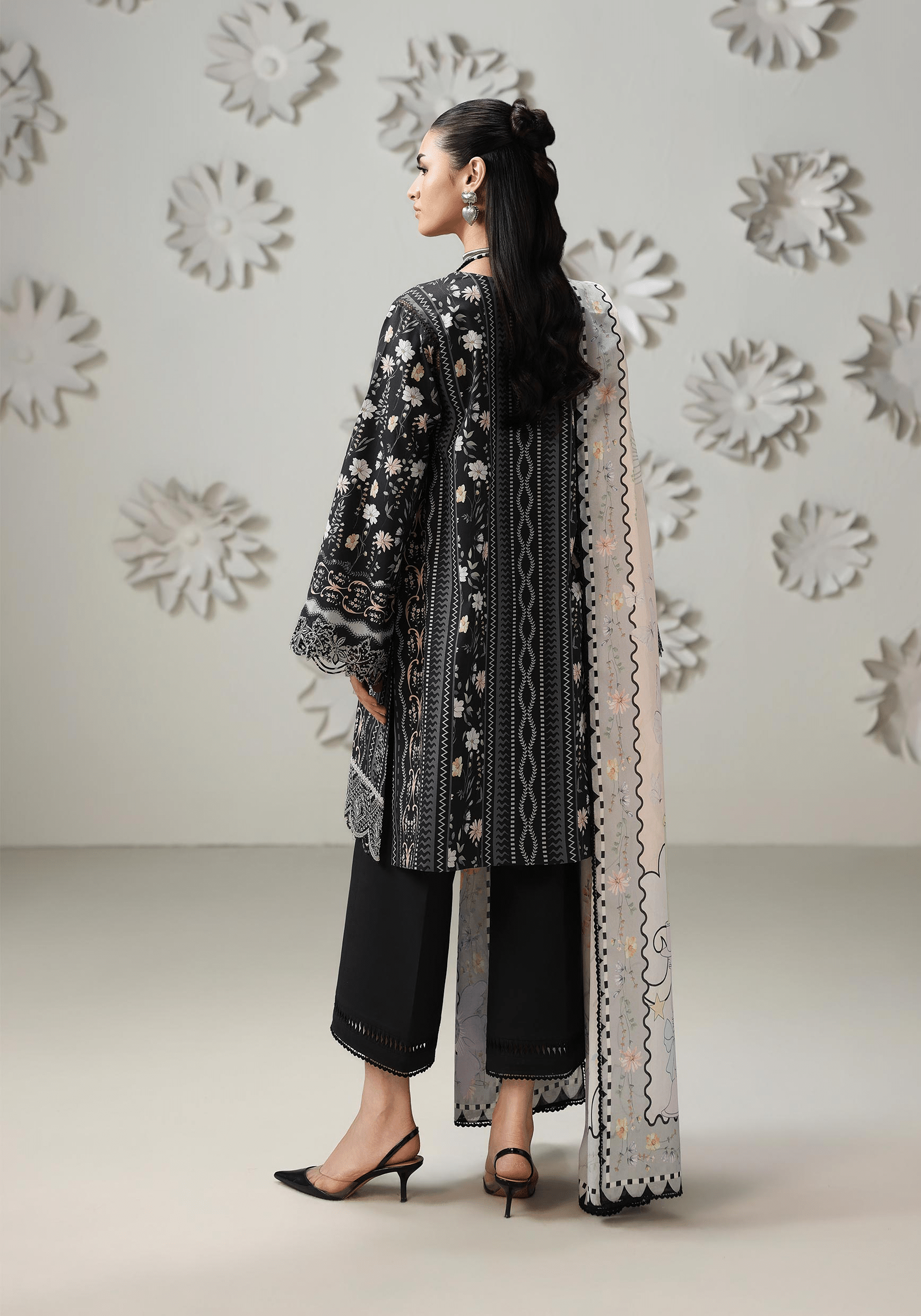 Qalamkar qalamkar qprints embroidered lawn unstitched 3pc suit qqp-08a amel– qqp-8a-1 Qalamkar Qalamkar QPrints Embroidered Lawn Unstitched 3Pc Suit QQP-08A Amel– QQp-8A-1