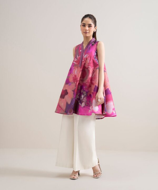 Sapphire Women's Unstitched Lawn Printed Multi Shirt – U1SDDS26V515 Sapphire Women's Unstitched Lawn Printed Multi Shirt – U1SDDS26V515