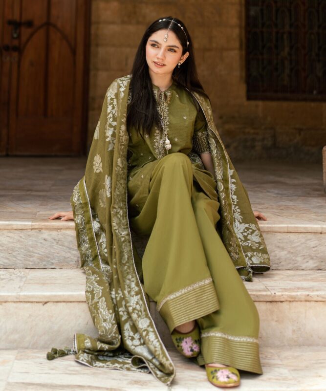 Sapphire Women's Unstitched Dobby Embroidered Green 3 Piece Suit – U3PEJQS26V42