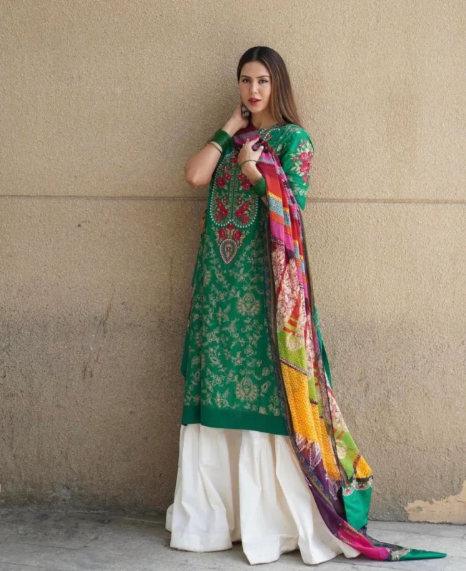 Sonam Bajwa Pakistani Suits