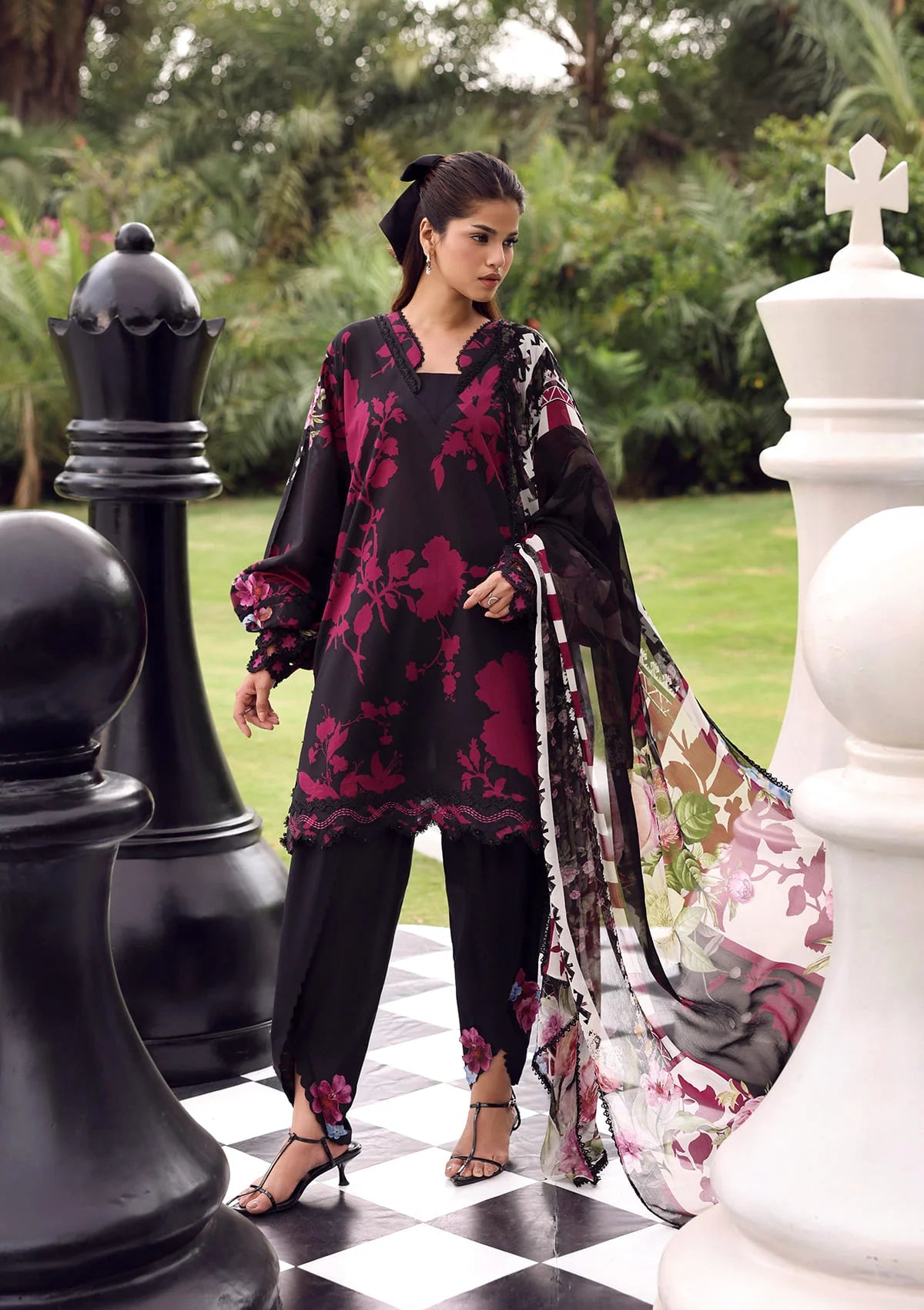 Elaf epa-4a scarlet - pakistani suit - image 4 Elaf EPA-4A SCARLET