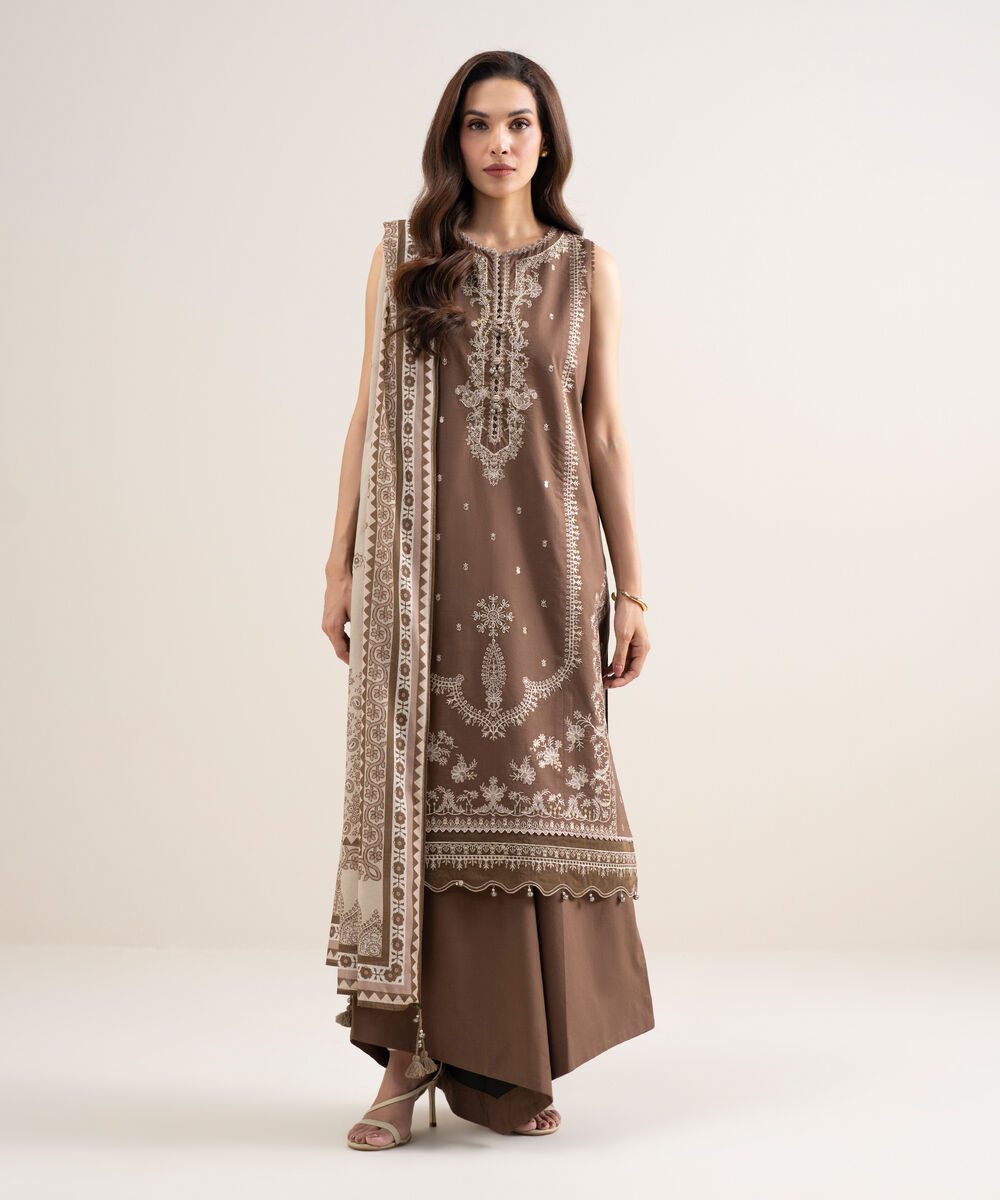 Sapphire women's unstitched lawn embroidered brown 3 piece suit – 3pesgs26v646 Sapphire Women's Unstitched Lawn Embroidered Brown 3 Piece Suit – 3PESGS26V646