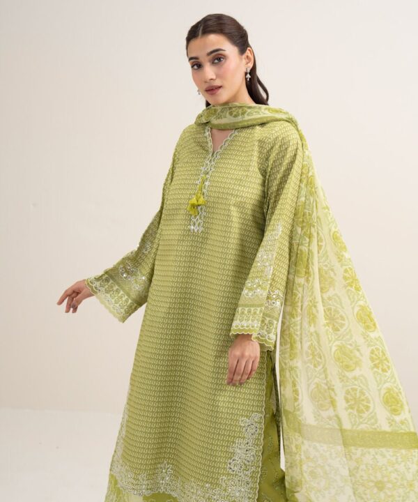 Sapphire Women's Unstitched Lawn Embroidered Parrot Green 3 Piece Suit – 3PESGS26V650 Sapphire Women's Unstitched Lawn Embroidered Parrot Green 3 Piece Suit – 3PESGS26V650