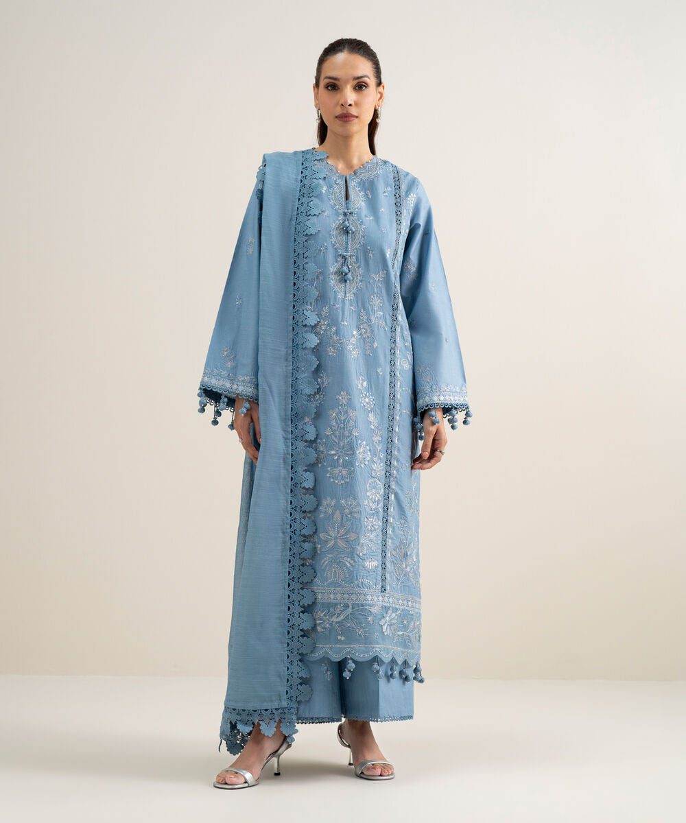 Sapphire women's unstitched lawn embroidered sky blue 3 piece suit – 3pesus26v416 Sapphire Women's Unstitched Lawn Embroidered Sky Blue 3 Piece Suit – 3PESUS26V416