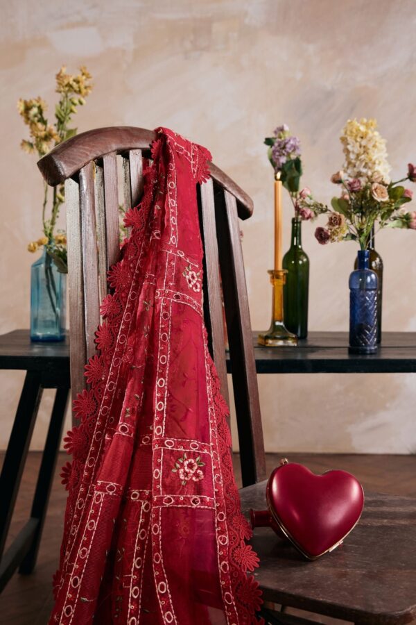 Maryam Hussain Daneen - Image 7