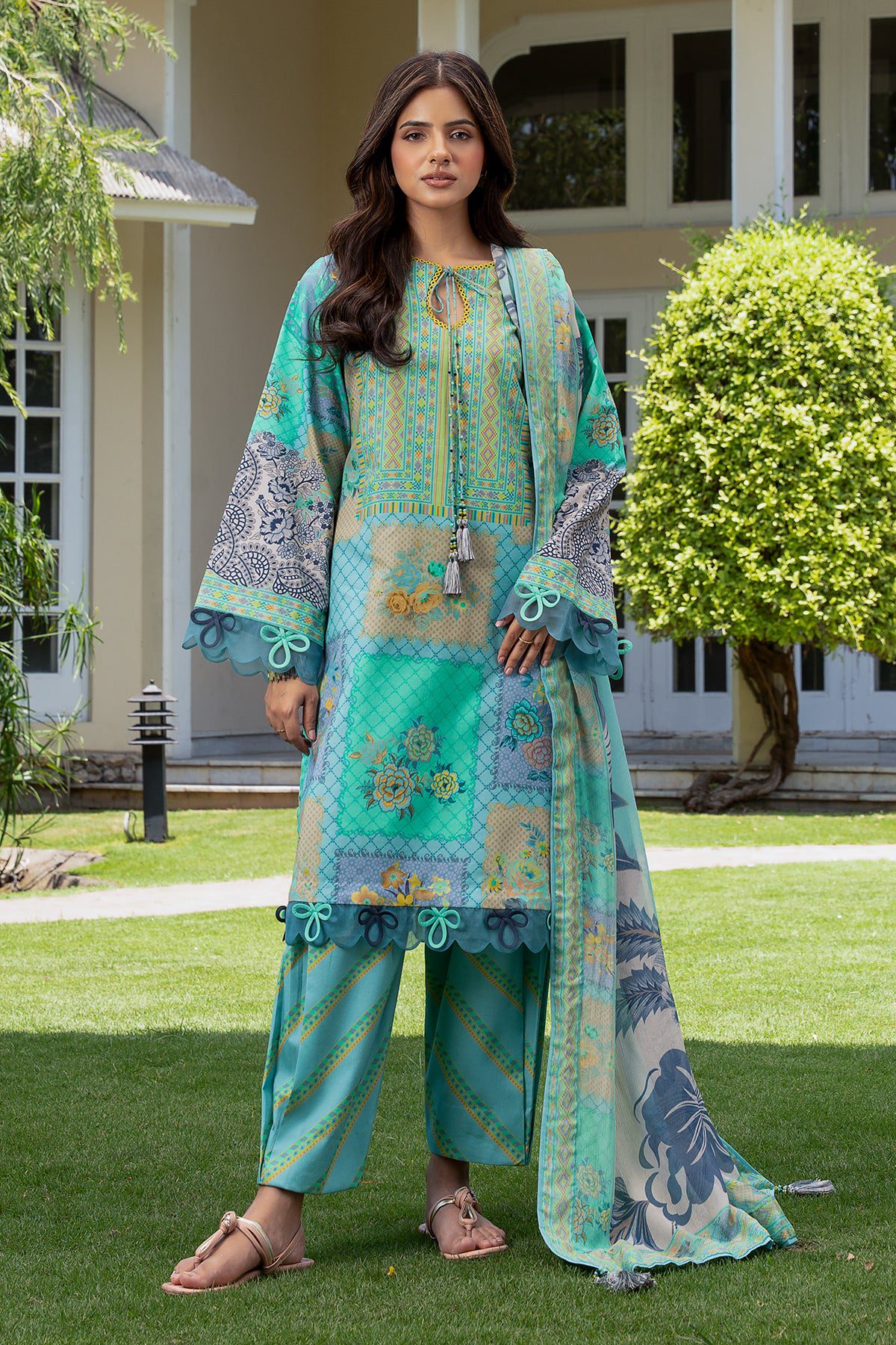 Charizma 3-pc unstitched printed lawn c-print vol 4 cp6-31 Charizma 3-PC Unstitched Printed Lawn C-Print Vol 4 CP6-31
