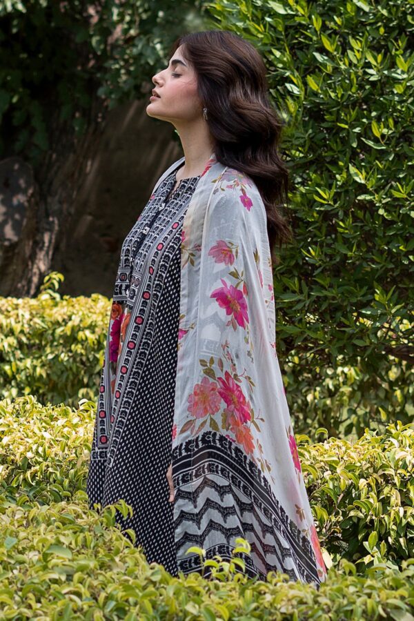 Charizma 3-pc unstitched printed lawn c-print vol 4 cp6-32– detail view 4 Charizma 3-PC Unstitched Printed Lawn C-Print Vol 4 CP6-32– detail view 4