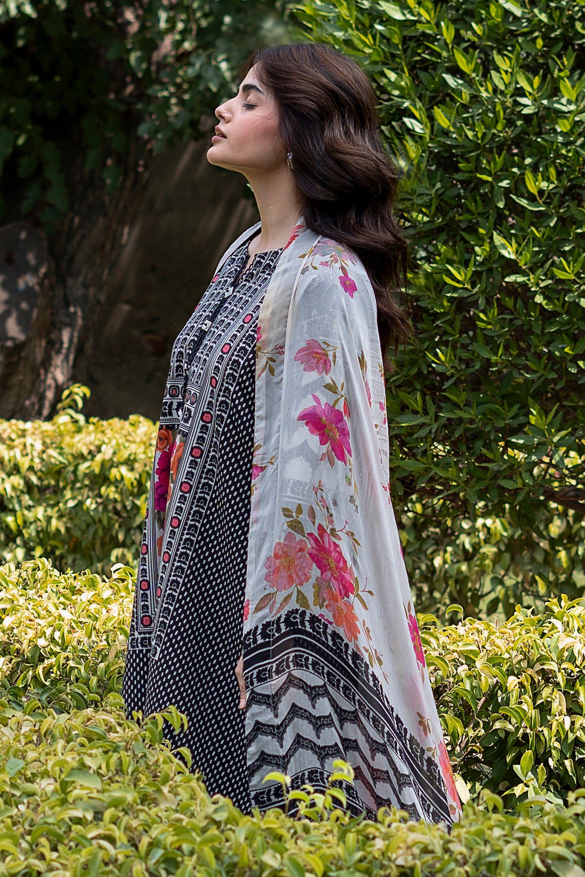 Charizma 3-pc unstitched printed lawn c-print vol 4 cp6-32– detail view 4 Charizma 3-PC Unstitched Printed Lawn C-Print Vol 4 CP6-32– detail view 4