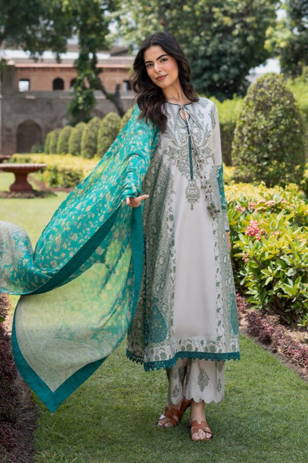 Charizma 3-pc unstitched printed lawn c-print vol 4 cp6-36– detail view 4 Charizma 3-PC Unstitched Printed Lawn C-Print Vol 4 CP6-36– detail view 4