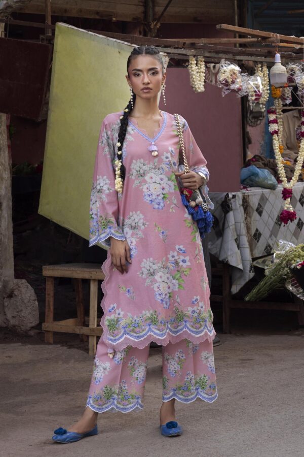 Sana Safinaz Unstitched Printed 2 Piece Lawn Suit Sana Safinaz Unstitched Printed 2 Piece Lawn Suit