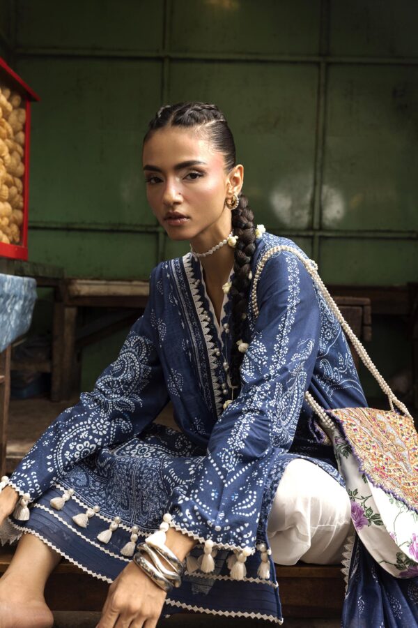 Sana Safinaz Unstitched Printed 2 Piece Lawn Suit– H264-004A-2G 12
