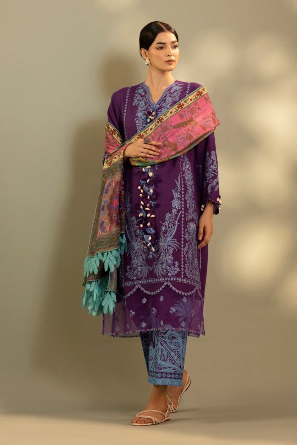 Sana Safinaz Unstitched Embroidered 3 Piece Muzlin Suit Sana Safinaz Unstitched Embroidered 3 Piece Muzlin Suit