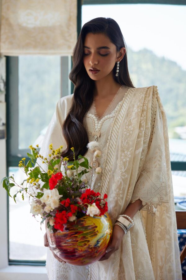 Alternative view of Sana Safinaz Unstitched Embroidered 3 Piece Muzlin Suit
