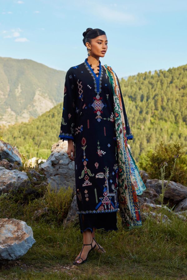 Sana Safinaz Unstitched Embroidered 3 Piece Muzlin Suit