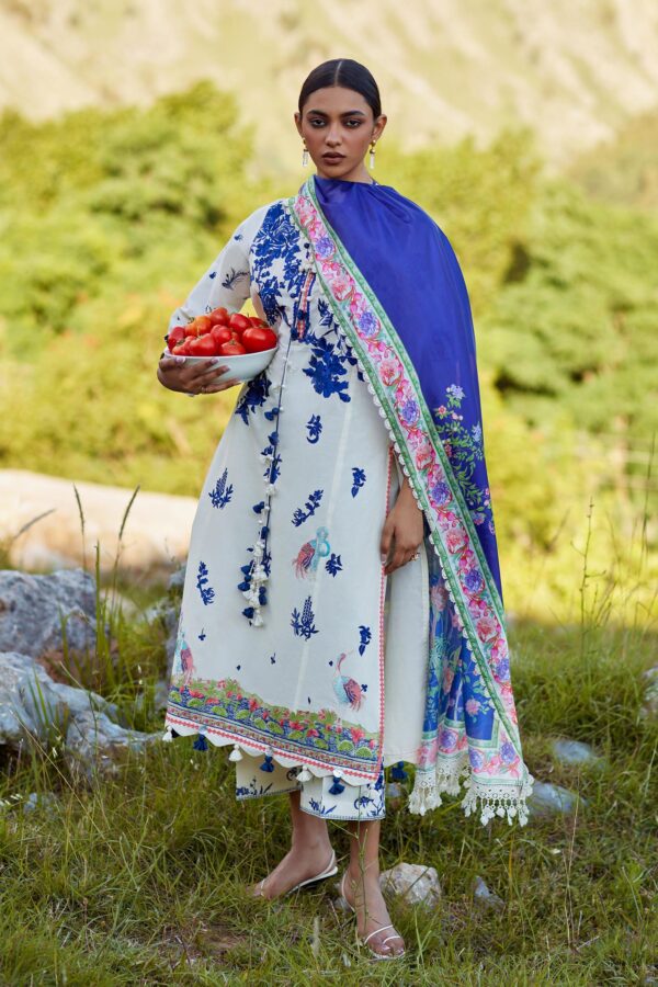 Sana Safinaz Unstitched Embroidered 3 Piece Muzlin Suit