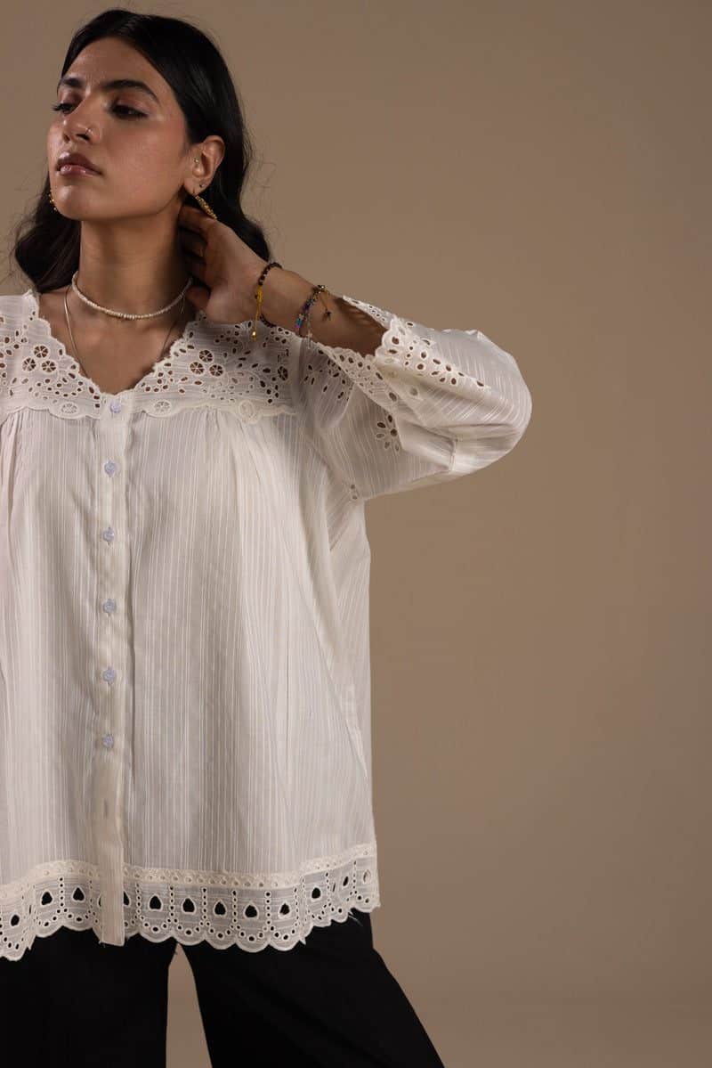 Generation broderie whisper top Generation Broderie Whisper Top