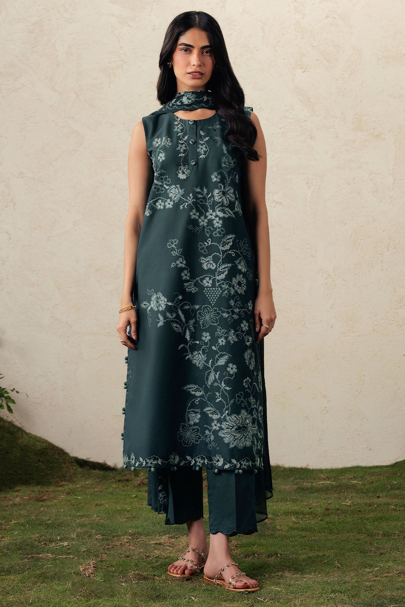 Cross stitch emerald teal-3pc embroidered suit - pakistani suit - image 4 Cross Stitch EMERALD TEAL-3PC EMBROIDERED SUIT