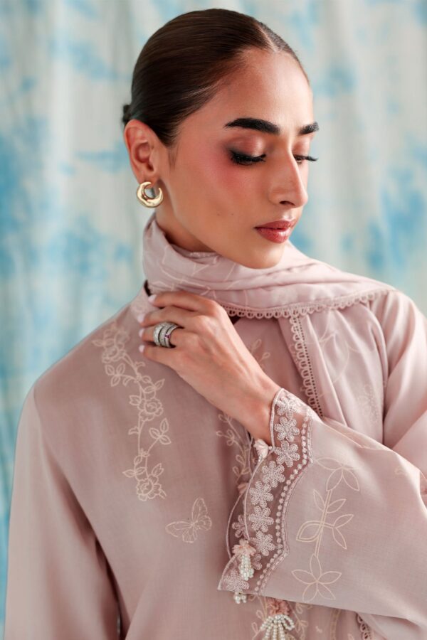 Cross Stitch MUTED MAUVE-3PC PRINTED LAWN SUIT– Untitled-1 0002 7I0A6792 Cross Stitch MUTED MAUVE-3PC PRINTED LAWN SUIT– Untitled-1 0002 7I0A6792