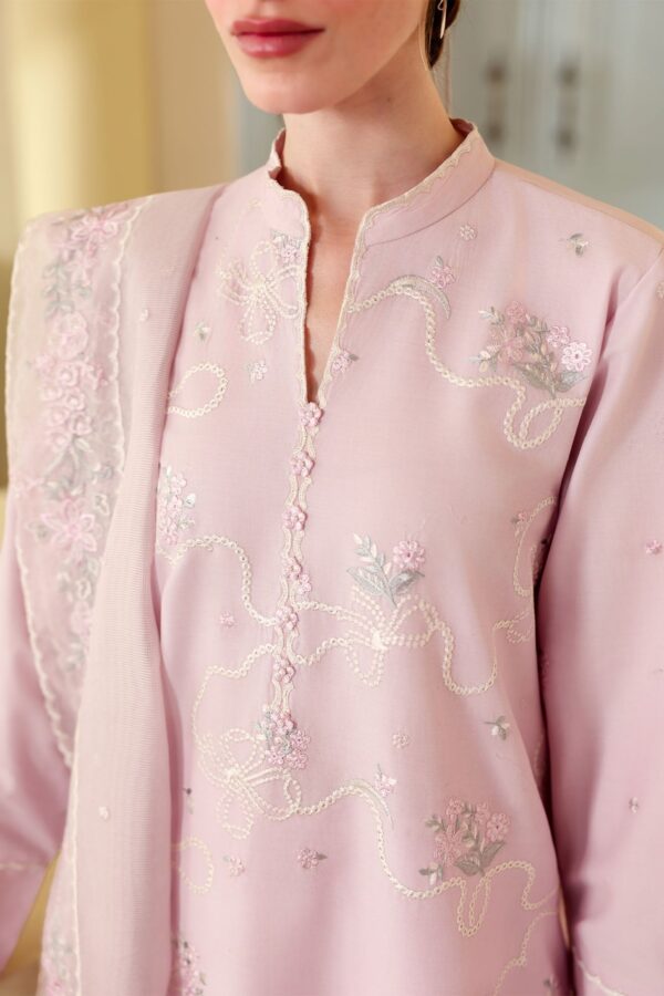 Cross Stitch LAVENDER BREEZE-3PC EMBROIDERED LAWN SUIT– Untitled-1 0004 7I0A8135 Cross Stitch LAVENDER BREEZE-3PC EMBROIDERED LAWN SUIT– Untitled-1 0004 7I0A8135