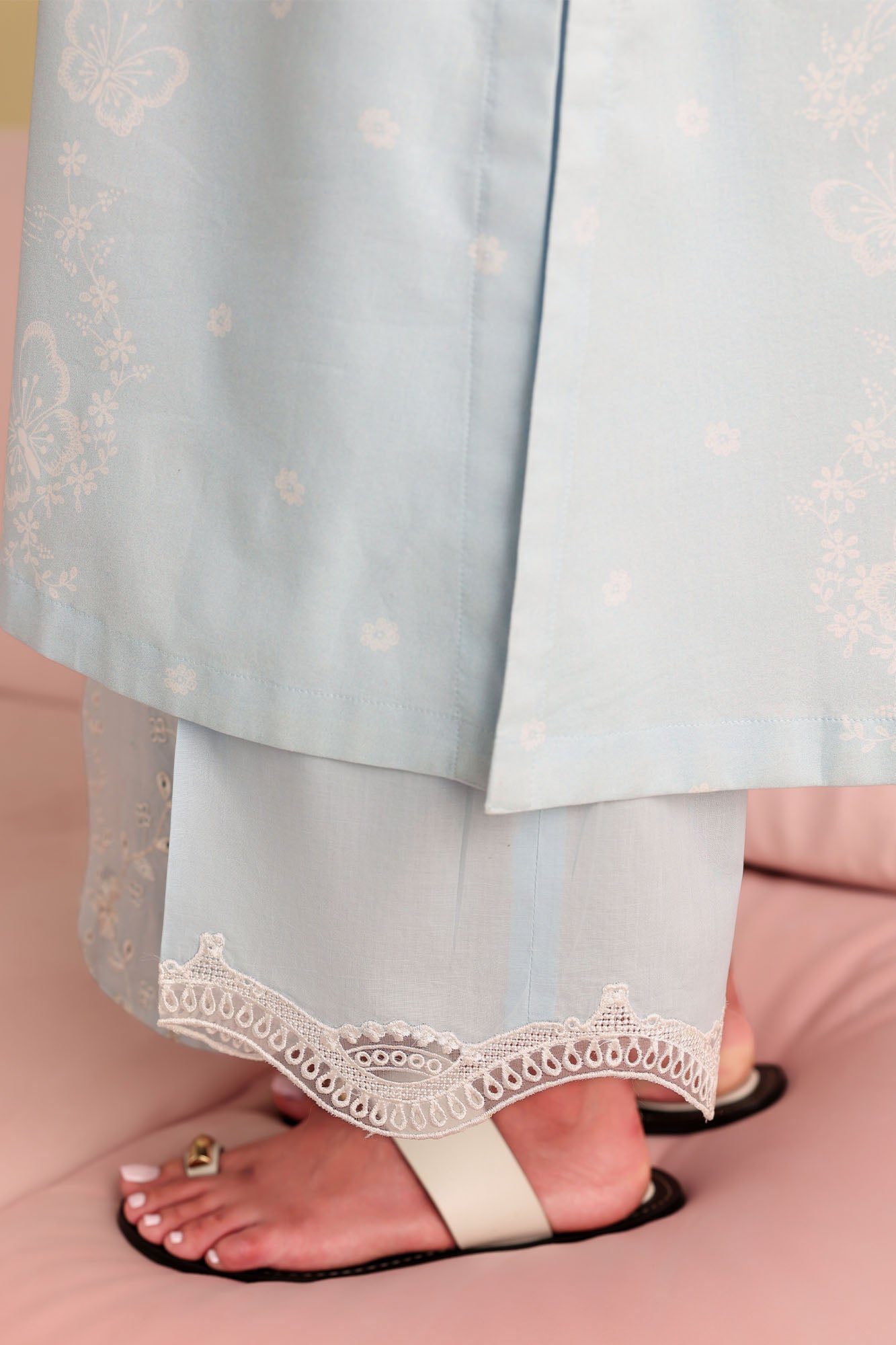 Cross stitch opaline pearl-3pc printed lawn suit– untitled-1 0010 7i0a6601 Cross Stitch OPALINE PEARL-3PC PRINTED LAWN SUIT– Untitled-1 0010 7I0A6601