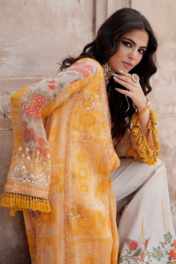 Charizma 3-pc unstitched embroidered chiffon collection vslw6-09– web 38 -copy Charizma 3-PC Unstitched Embroidered Chiffon Collection VSLW6-09– web 38 -Copy
