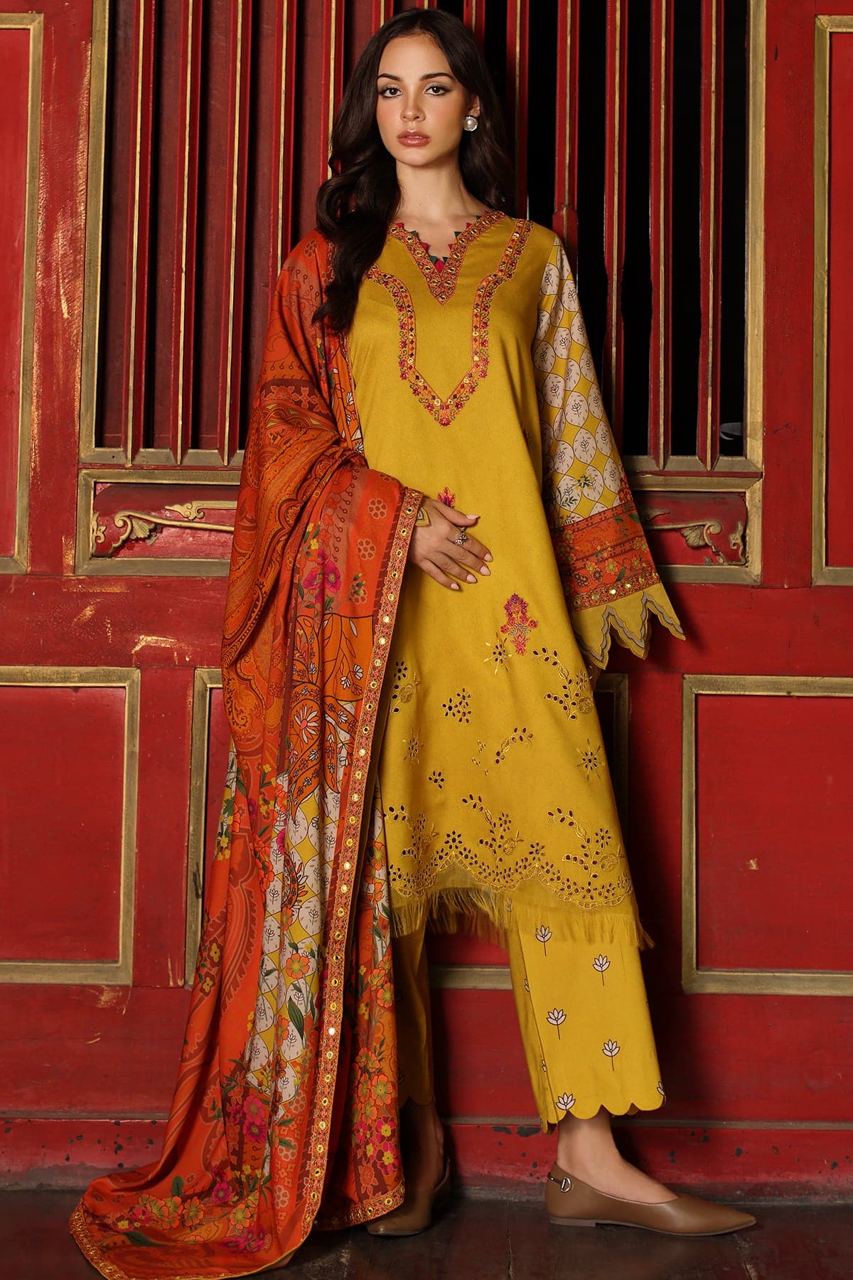 29a2959-copy Charizma 3-PC Unstitched Embroidered Linen Collection CCW7-03