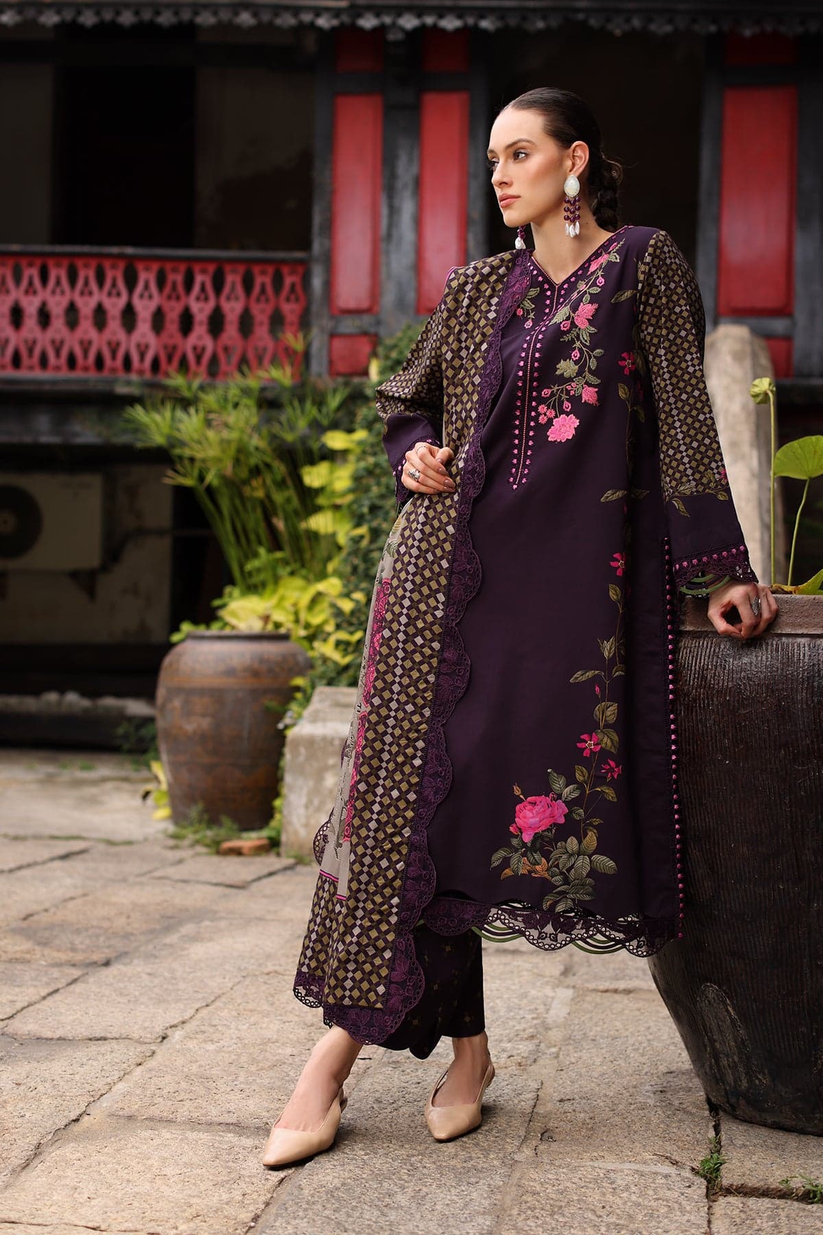 Charizma 3-pc unstitched embroidered linen collection ccw7-05 Charizma 3-PC Unstitched Embroidered Linen Collection CCW7-05