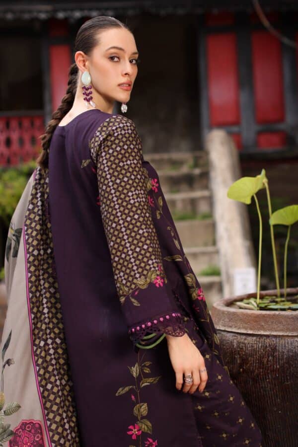Charizma 3-pc unstitched embroidered linen collection ccw7-05– 29a3644 Charizma 3-PC Unstitched Embroidered Linen Collection CCW7-05– 29A3644