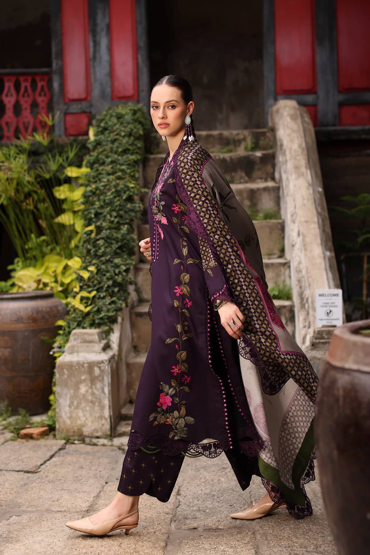 Charizma 3-pc unstitched embroidered linen collection ccw7-05– 29a3664 Charizma 3-PC Unstitched Embroidered Linen Collection CCW7-05– 29A3664