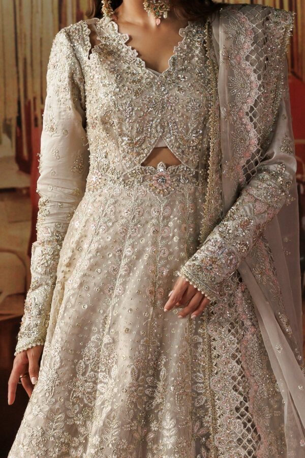 2c5a0832 Afrozeh Shehnai Wedding Formals 26 Mannat– 2C5A0832