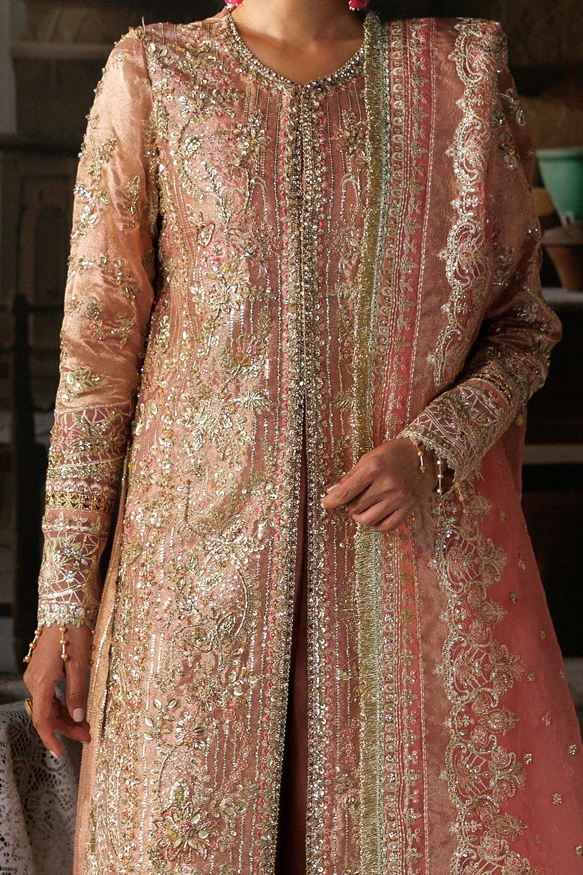 2c5a1464 Afrozeh Shehnai Wedding Formals 26 Aabroo– 2C5A1464