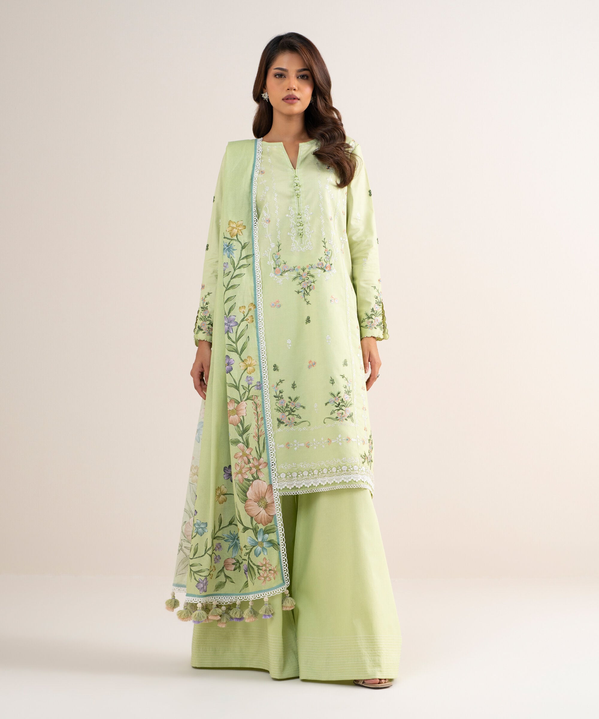 Sapphire women's unstitched fine cotton satin embroidered green – 3pesgs26v776 Sapphire Women's Unstitched Fine Cotton Satin Embroidered Green – 3PESGS26V776