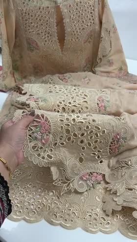 Aneelas signature luxury lawn– detail view 7 Aneelas Signature Luxury Lawn– detail view 7