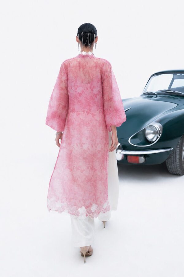 Sania maskatiya x mahira khan pink dress twila– aibackshot2 Sania Maskatiya X Mahira Khan Pink Dress Twila– AIbackshot2