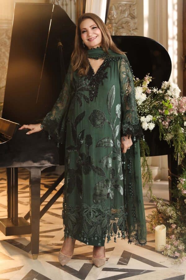 Maria b 3 piece embroidered chiffon suit– d7-g Maria B 3 Piece Embroidered Chiffon Suit– D7-G