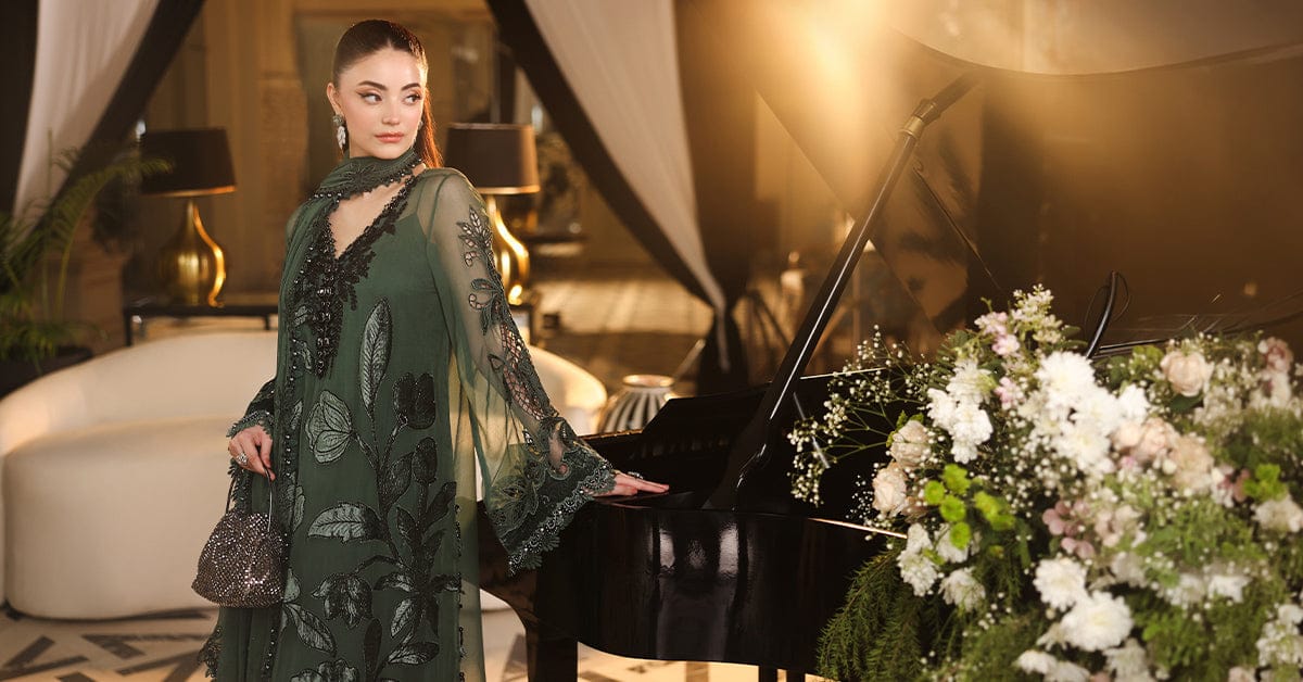 Maria b 3 piece embroidered chiffon suit– d7-i Maria B 3 Piece Embroidered Chiffon Suit– D7-I