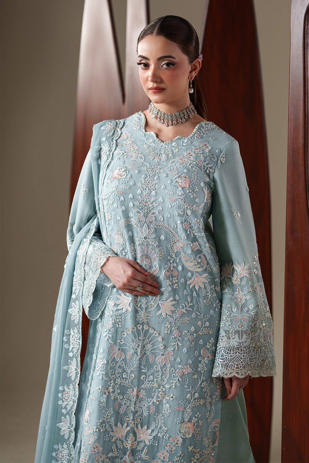 Emaan adeel aria– detail view 4 Emaan Adeel ARIA– detail view 4