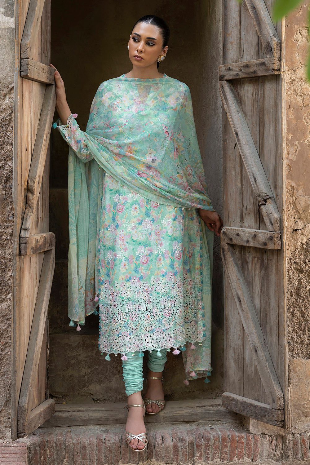 Gul ahmed 3 piece embroidered printed lawn suit with printed chiffon dupatta Gul Ahmed 3 Piece Embroidered Printed Lawn Suit with Printed Chiffon Dupatta