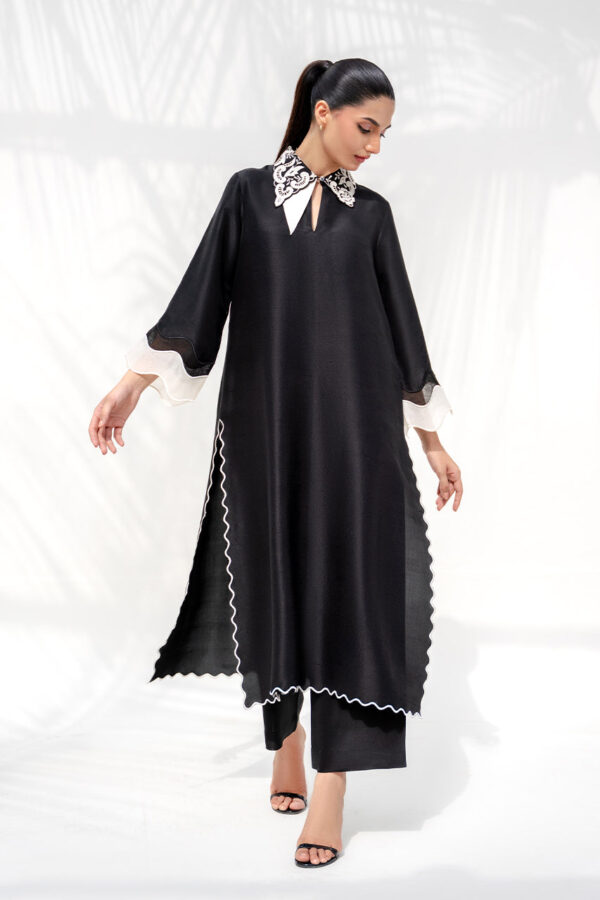 Alternative view of Sania Maskatiya Rianna