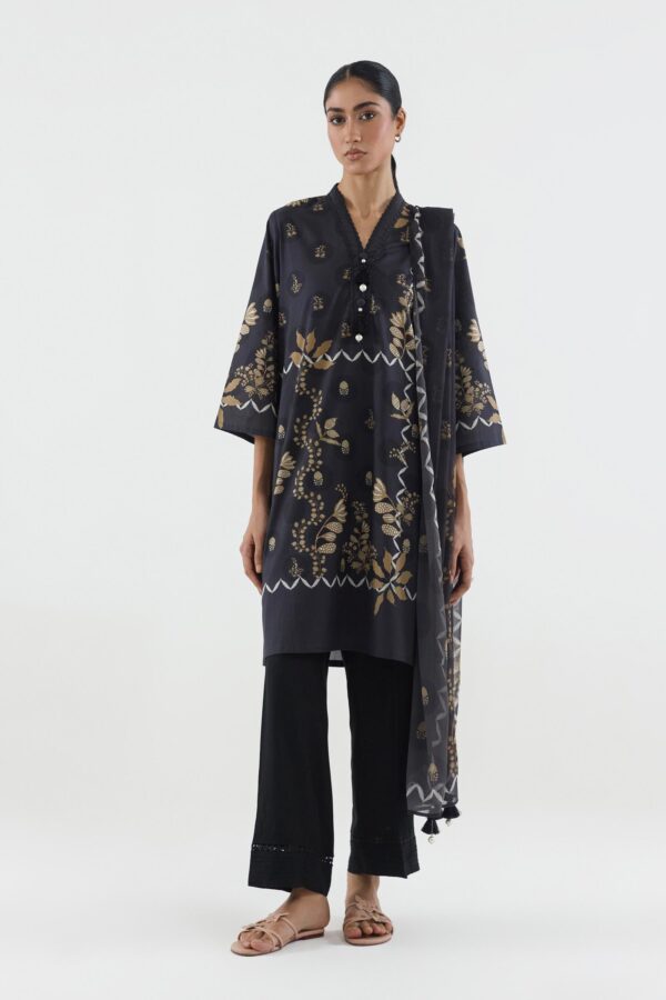 Sana Safinaz Stitched Printed Lawn Shirt+ Dupatta Sana Safinaz Stitched Printed Lawn Shirt+ Dupatta