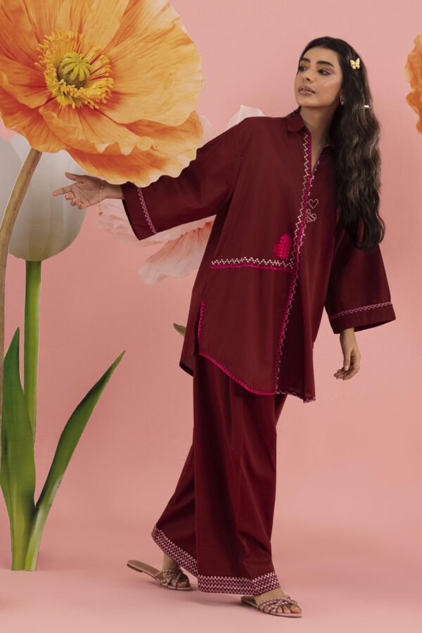 Sana Safinaz Stitched Embroidered Lawn Shirt+ Shalwar– SS26ESE326P2T 11