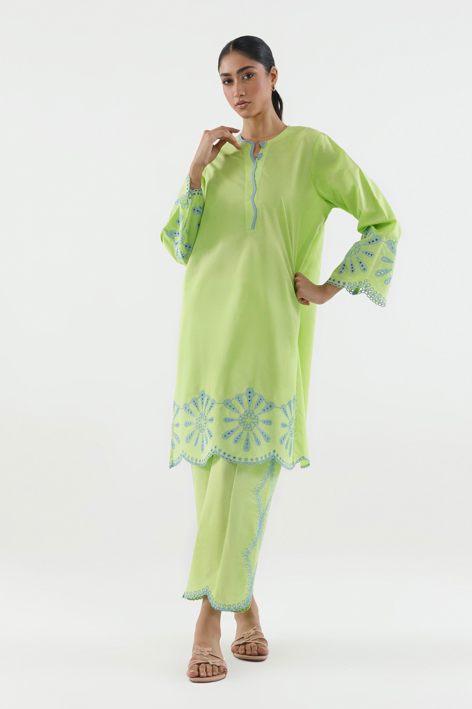 Sana safinaz stitched embroidered lawn shirt+ culotte Sana Safinaz Stitched Embroidered Lawn Shirt+ Culotte