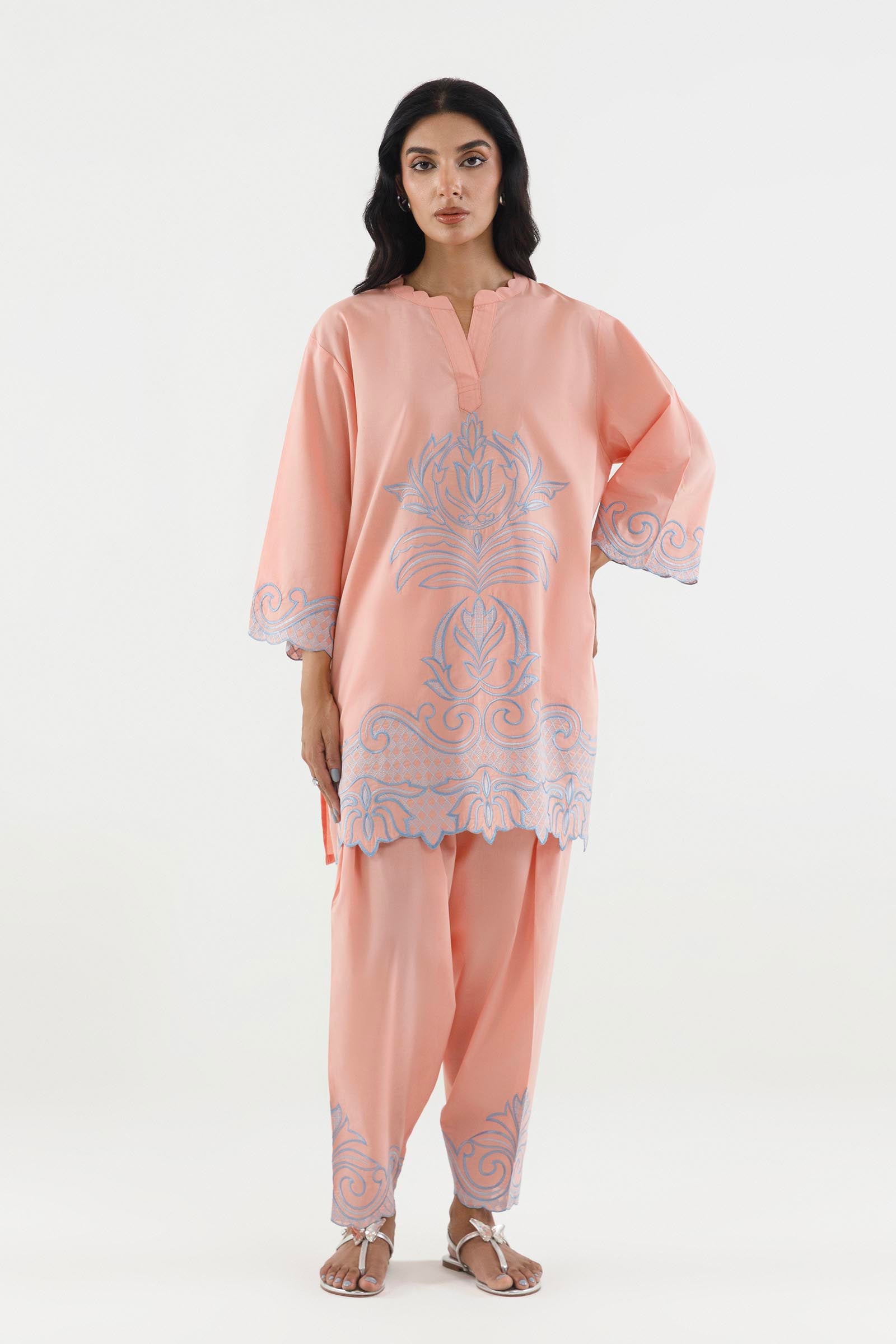 Sana safinaz stitched embroidered lawn shirt+ shalwar Sana Safinaz Stitched Embroidered Lawn Shirt+ Shalwar