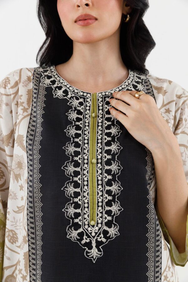 Sana safinaz stitched printed lawn shirt+ dupatta– ss26mhy301ap2d 3-1 Sana Safinaz Stitched Printed Lawn Shirt+ Dupatta– SS26MHY301AP2D 3-1
