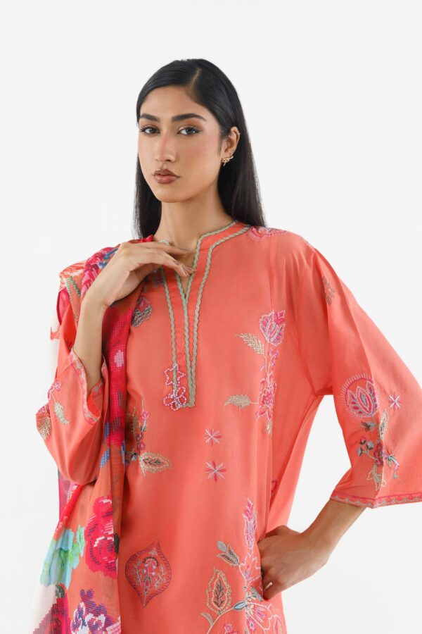 Sana Safinaz Stitched Embroidered Muzlin Suit– SS26MUZ106BP3 2