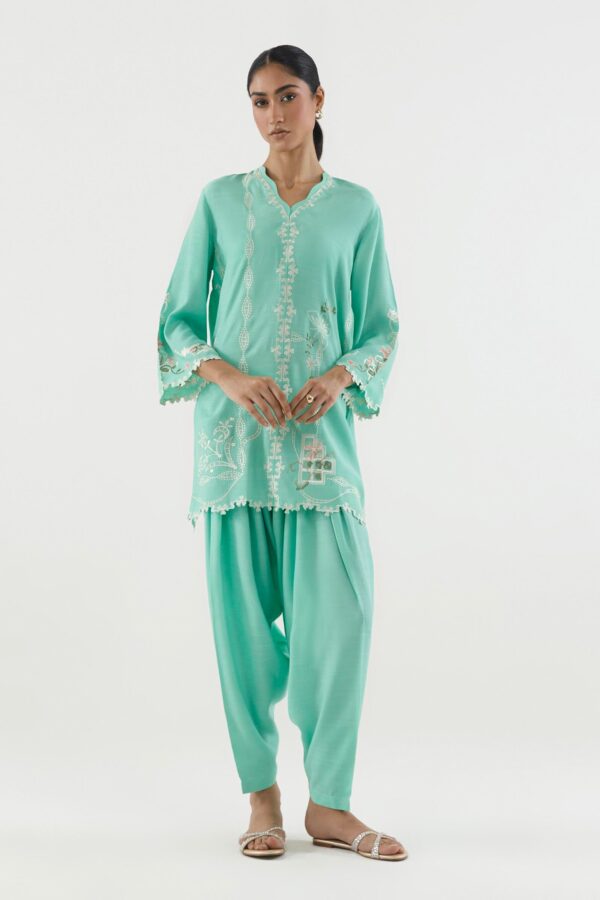 Sana Safinaz Stitched Emboidered Raw Silk Shirt+ Shalwar Sana Safinaz Stitched Emboidered Raw Silk Shirt+ Shalwar