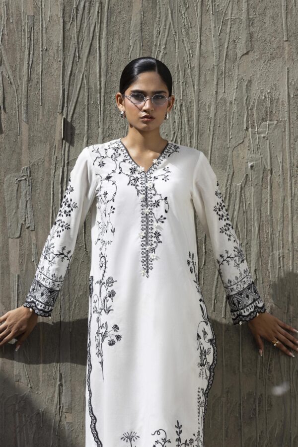 Sana Safinaz Stitched Embroidered Khaadi Silk Shirt+ Culotte– SS26SGE500P2T 4