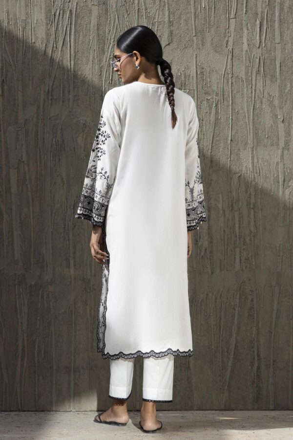 Sana safinaz stitched embroidered khaadi silk shirt+ culotte– ss26sge500p2t 7 Sana Safinaz Stitched Embroidered Khaadi Silk Shirt+ Culotte– SS26SGE500P2T 7