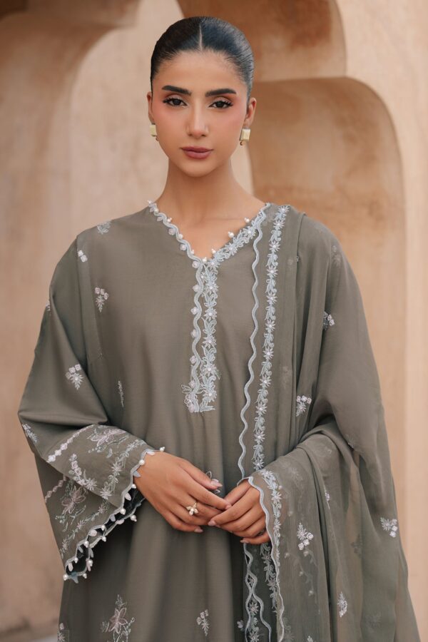 Cross Stitch OLIVINE BLOOM-3PC EMBROIDERED LAWN SUIT– Untitled-1 0006 DSC06139 Cross Stitch OLIVINE BLOOM-3PC EMBROIDERED LAWN SUIT– Untitled-1 0006 DSC06139